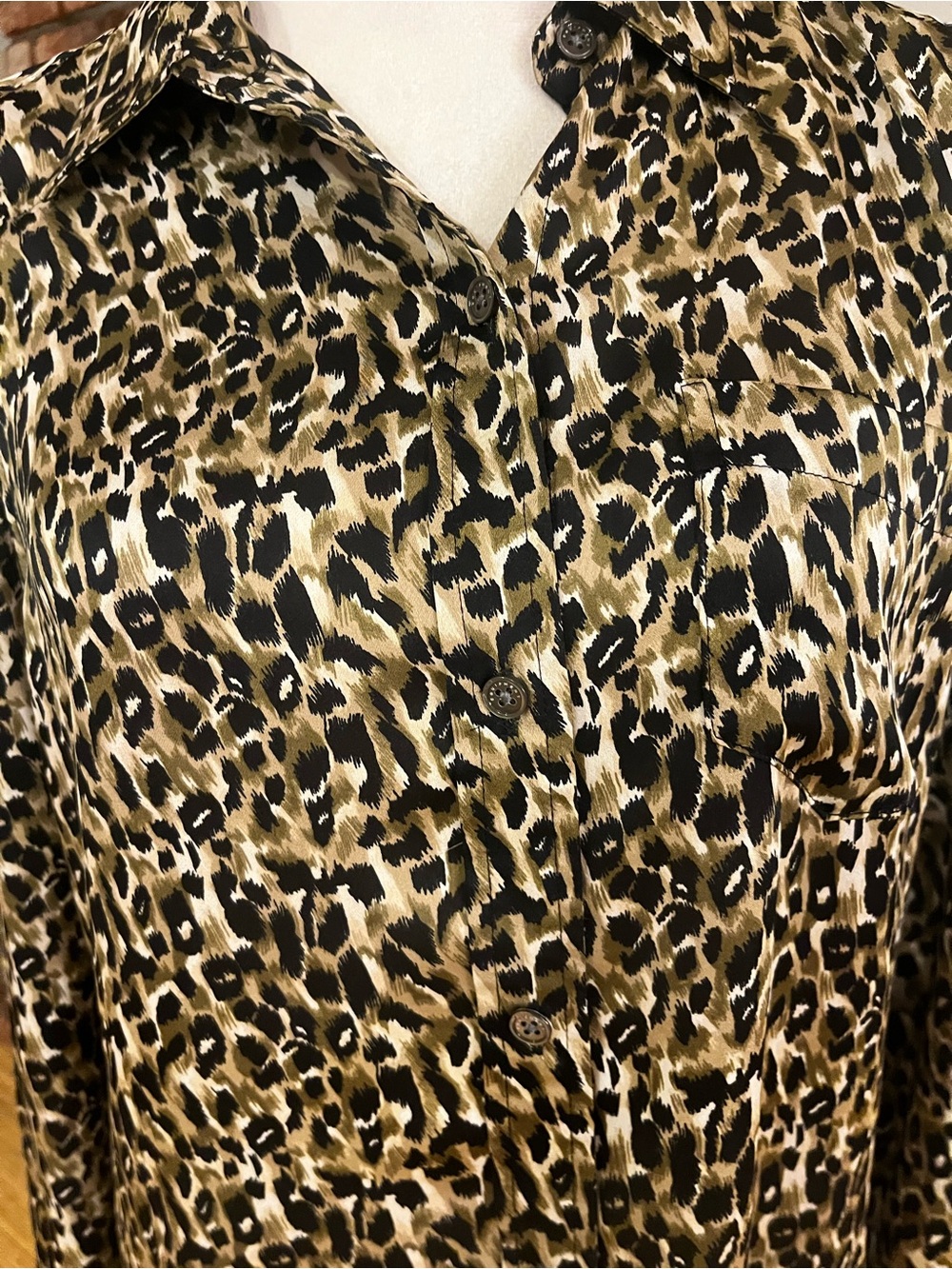 Equipment $185 "Brett" Leopard-Print Button-Down Shirt. - Picture 3 of 8